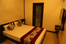Deluxe Room Hotel Shri Nath